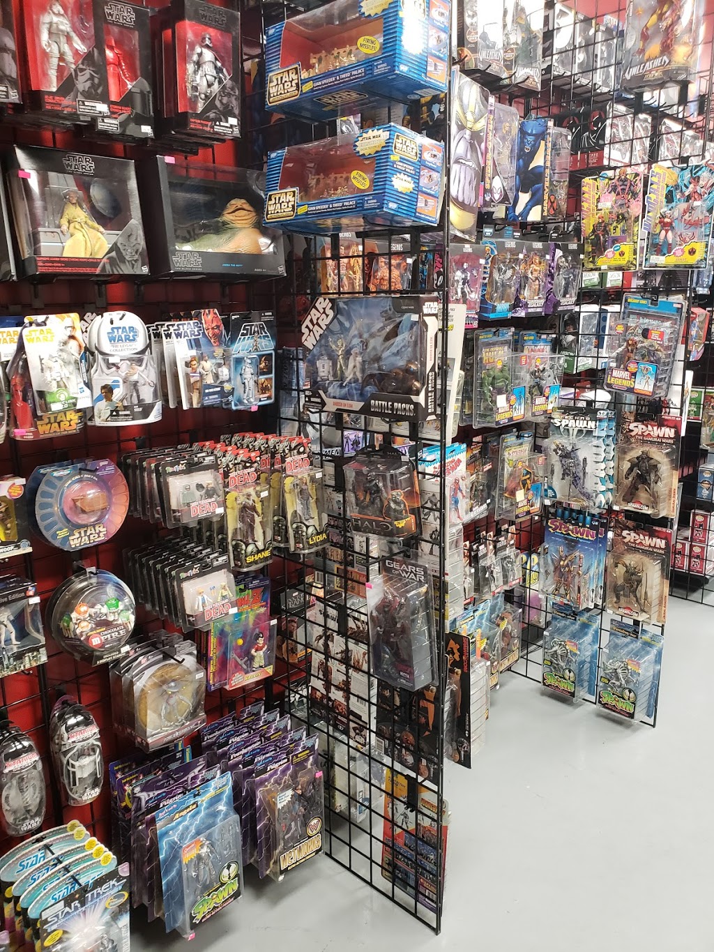 Fandomverse Comics | 3250 N Tenaya Way Ste. 106, Las Vegas, NV 89129, USA | Phone: (702) 677-7245