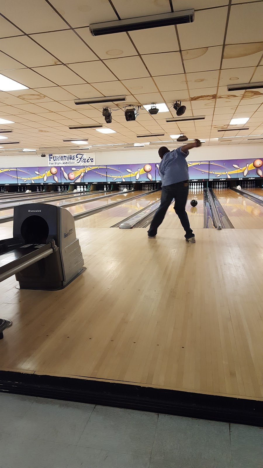 Gilmore Lanes | 5595 Dixie Hwy, Fairfield, OH 45014, USA | Phone: (513) 874-3838