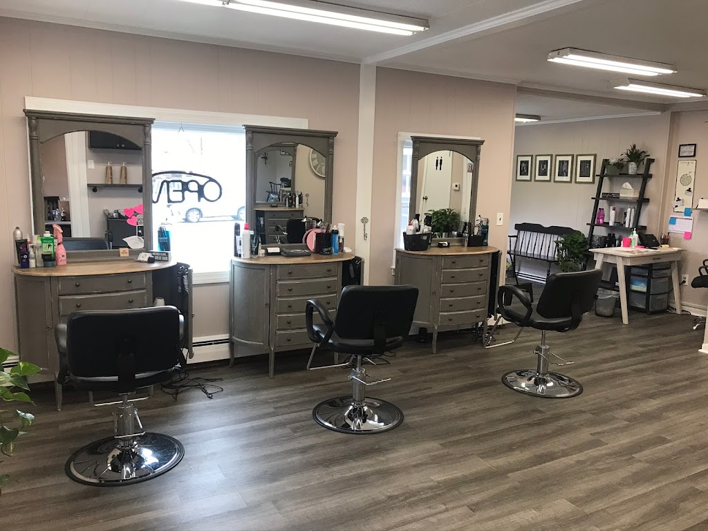 Hair on Main | 920 Main St, Millis, MA 02054, USA | Phone: (508) 372-4322