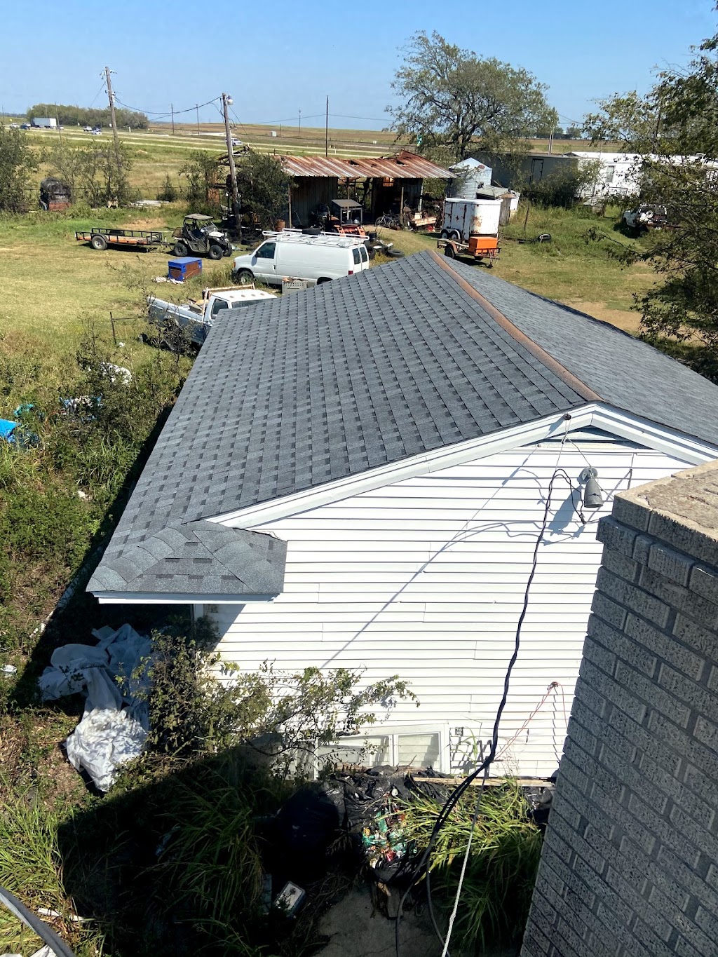 DFW roofing solutions, LLC | 508 Church St, Valley View, TX 76272, USA | Phone: (940) 902-5276
