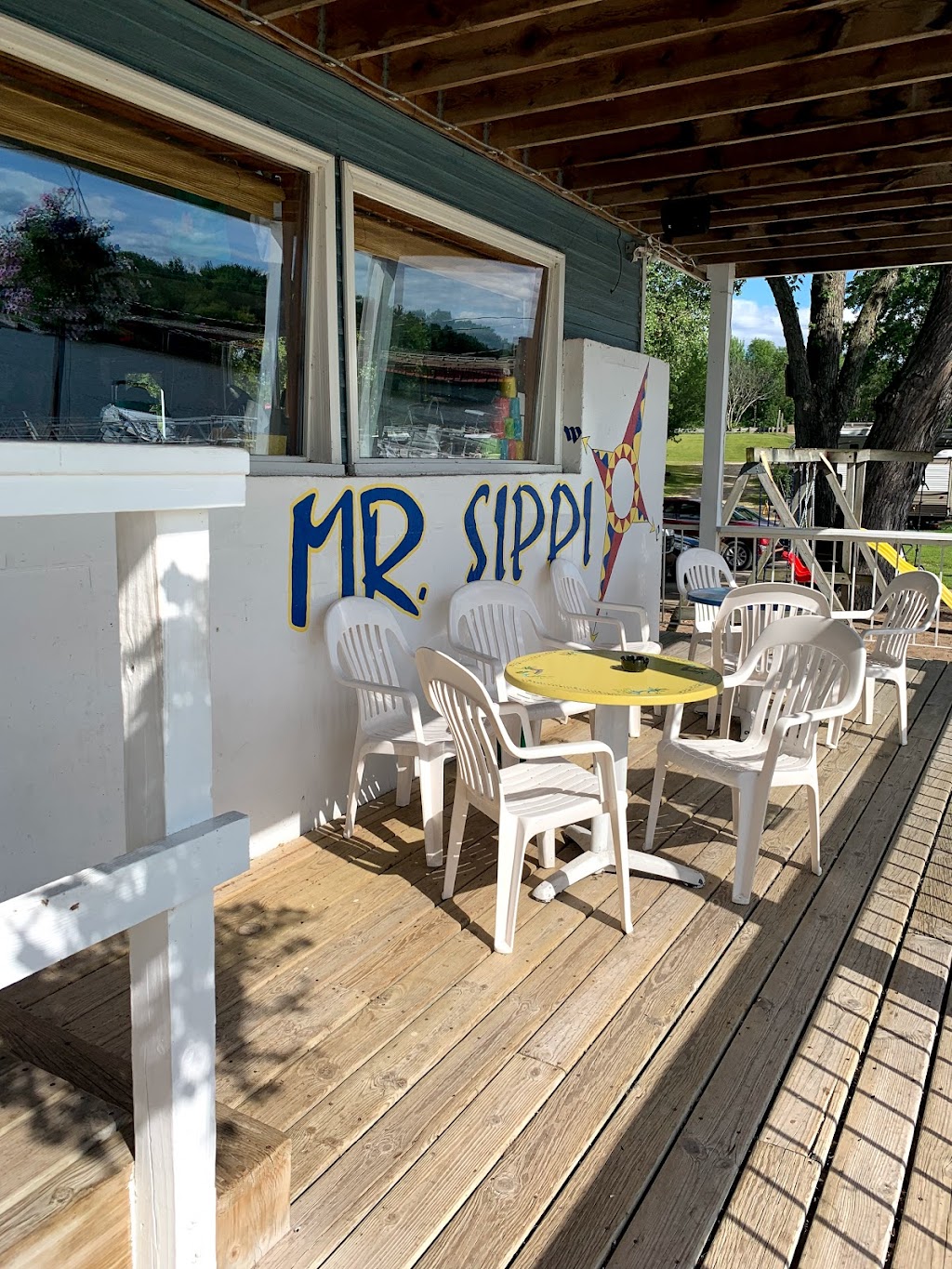 Mr Sippys | N1415 830th St, Hager City, WI 54014, USA | Phone: (715) 792-2992