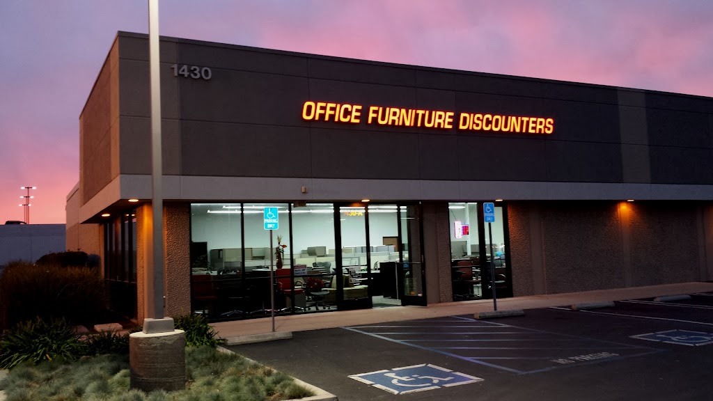 Cube Designs Office Furniture Discounters | 1430 Village Way a, Santa Ana, CA 92705, USA | Phone: (855) 301-4200