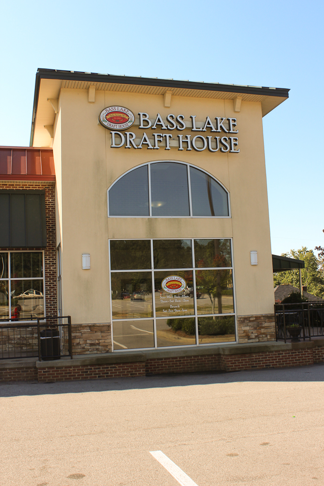 Bass Lake Draft House | 124 Bass Lake Rd, Holly Springs, NC 27540, USA | Phone: (919) 567-3251