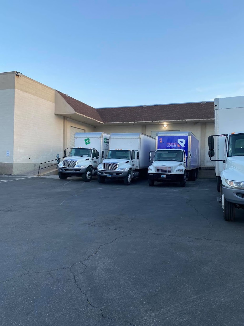 MoveR Van Lines | 3555 W Quail Ave, Las Vegas, NV 89118, USA | Phone: (628) 200-0845