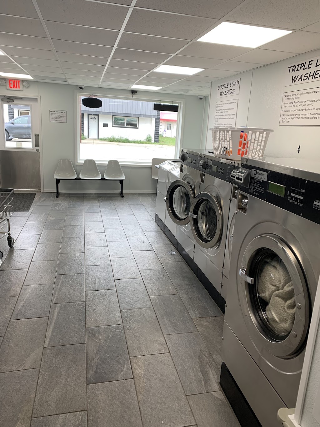 Cygnet Laundromat | 275 Front St, Cygnet, OH 43413, USA | Phone: (419) 655-4002