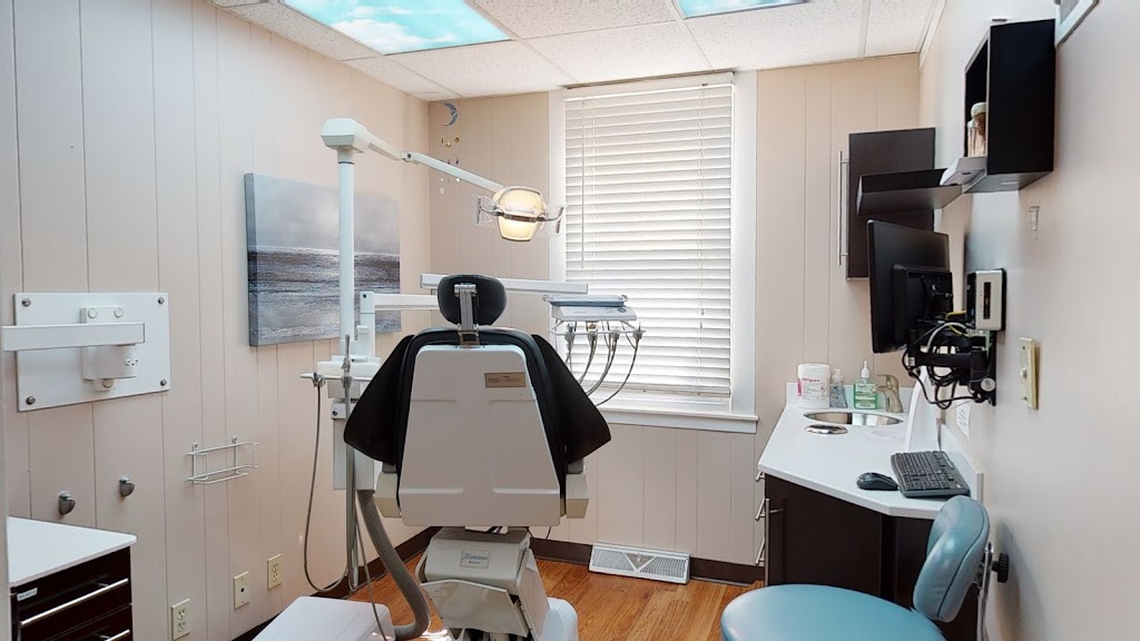 Unique Dental of Framingham | 130 Maynard Rd, Framingham, MA 01701, USA | Phone: (508) 879-8250