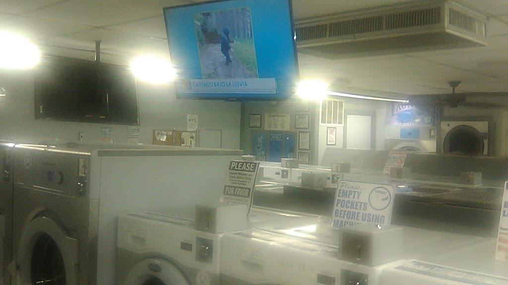 Local Laundry - Castroville | 2124 Castroville Rd, San Antonio, TX 78237 | Phone: (210) 306-2214