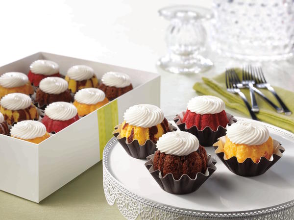 Nothing Bundt Cakes | 2100 Standiford Ave Suite E17-18, Modesto, CA 95350, USA | Phone: (209) 524-2253