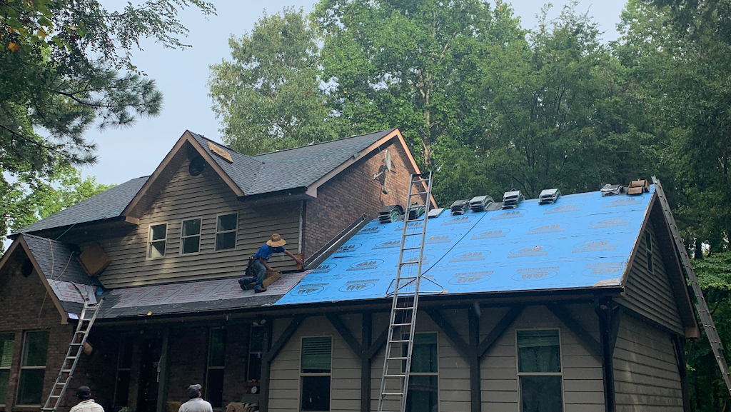 HLH Roofing | 105 Villa Ln, Davidson, NC 28036, USA | Phone: (704) 773-9065