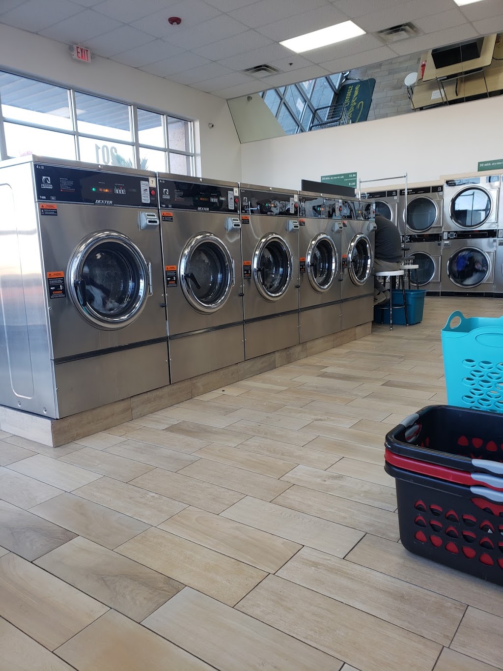 Supreme Laundromat & Cleaners | 6351 S Desert Blvd #201, El Paso, TX 79932, USA | Phone: (915) 231-6633