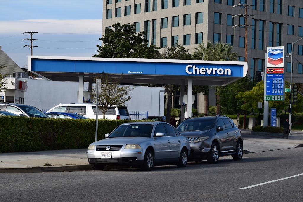 Chevron | 2501 W Olive Ave, Burbank, CA 91505, USA | Phone: (818) 848-5257