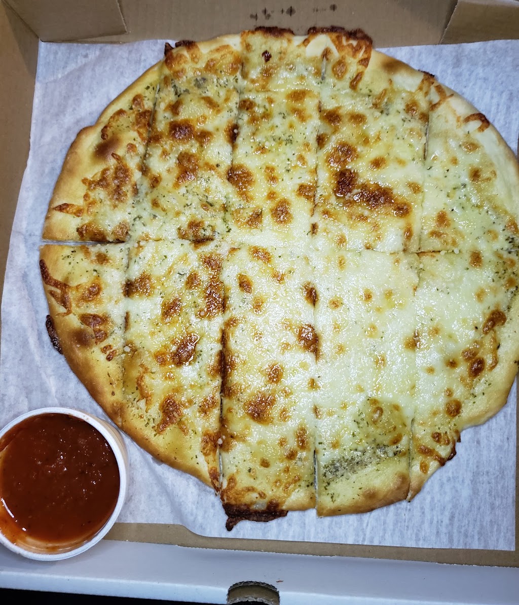 Big Ds Pizza | 808 N Main St, Clyde, OH 43410, USA | Phone: (419) 547-1444
