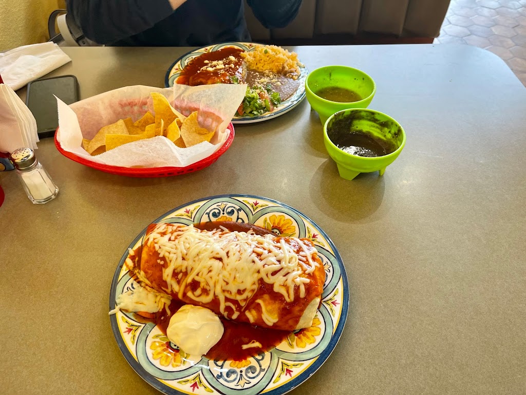 Mama Tinas Mexican Kitchen | 417 W Broadway Ave, McLoud, OK 74851, USA | Phone: (405) 439-9467