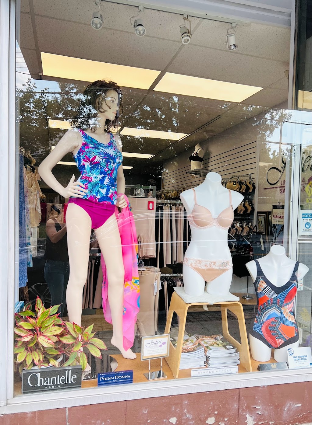 JULIET LINGERIE & SWIMWEAR | 115 E Main St, Mt Kisco, NY 10549, USA | Phone: (914) 218-8787