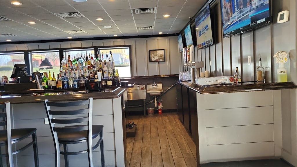 The Home Stretch Bar and Grill | 1045 N Main St, Nicholasville, KY 40356, USA | Phone: (859) 305-6843