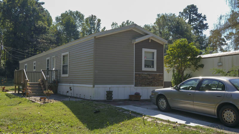 Lanier Mobile Home Community | Box 36, 6779 Bass Cir, Buford, GA 30518, USA | Phone: (678) 250-6465