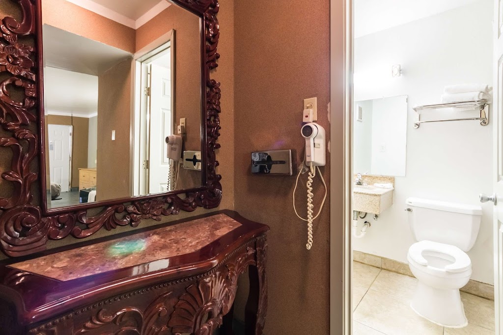 Keck Medicine of USC - USC Hematology Oncology - Irvine | 16105 Sand Canyon Ave Ste 220, Irvine, CA 92618, USA | Phone: (800) 872-2273