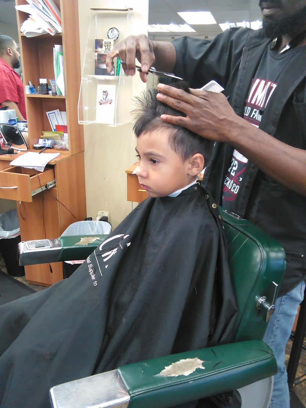 Kold Kutz Barber shop | 1600 Watauga Smithfield Rd Suite E, Blue Mound, TX 76131, USA | Phone: (817) 236-0044