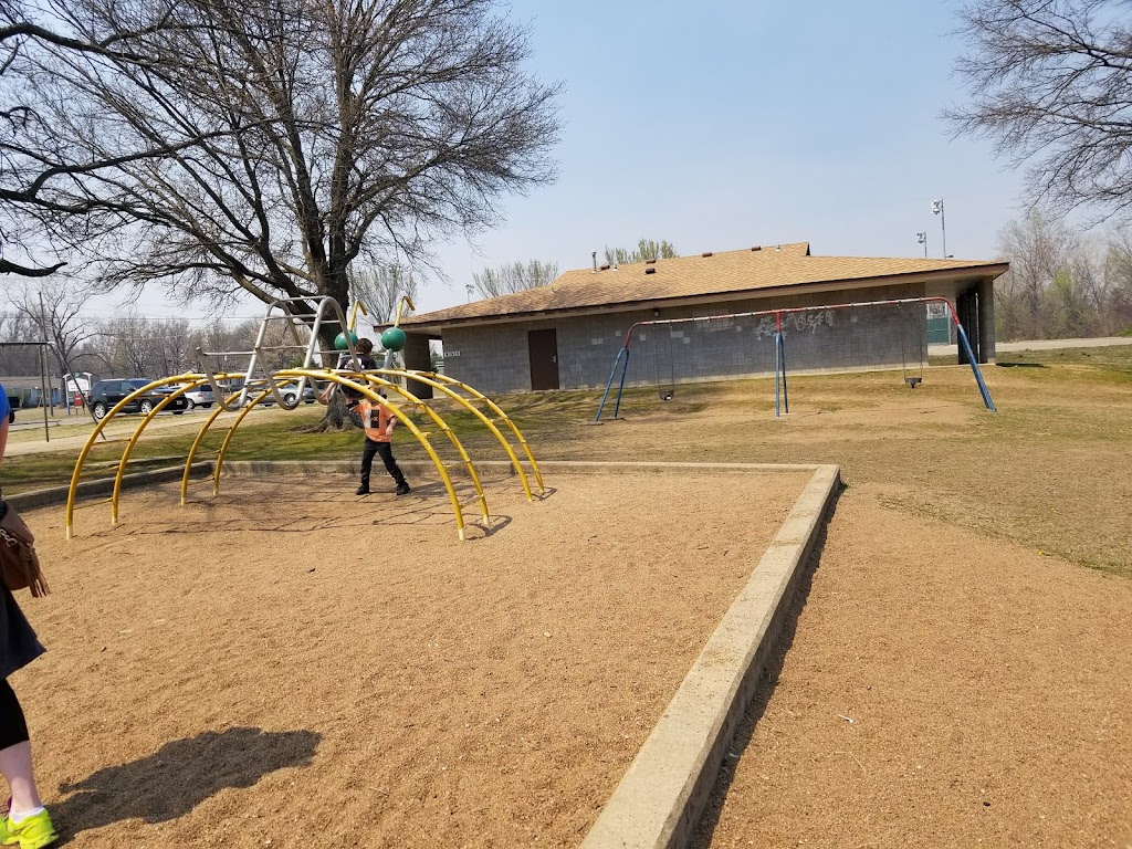 Sooner Park Play Tower | Bartlesville, OK 74006, USA | Phone: (918) 338-4226