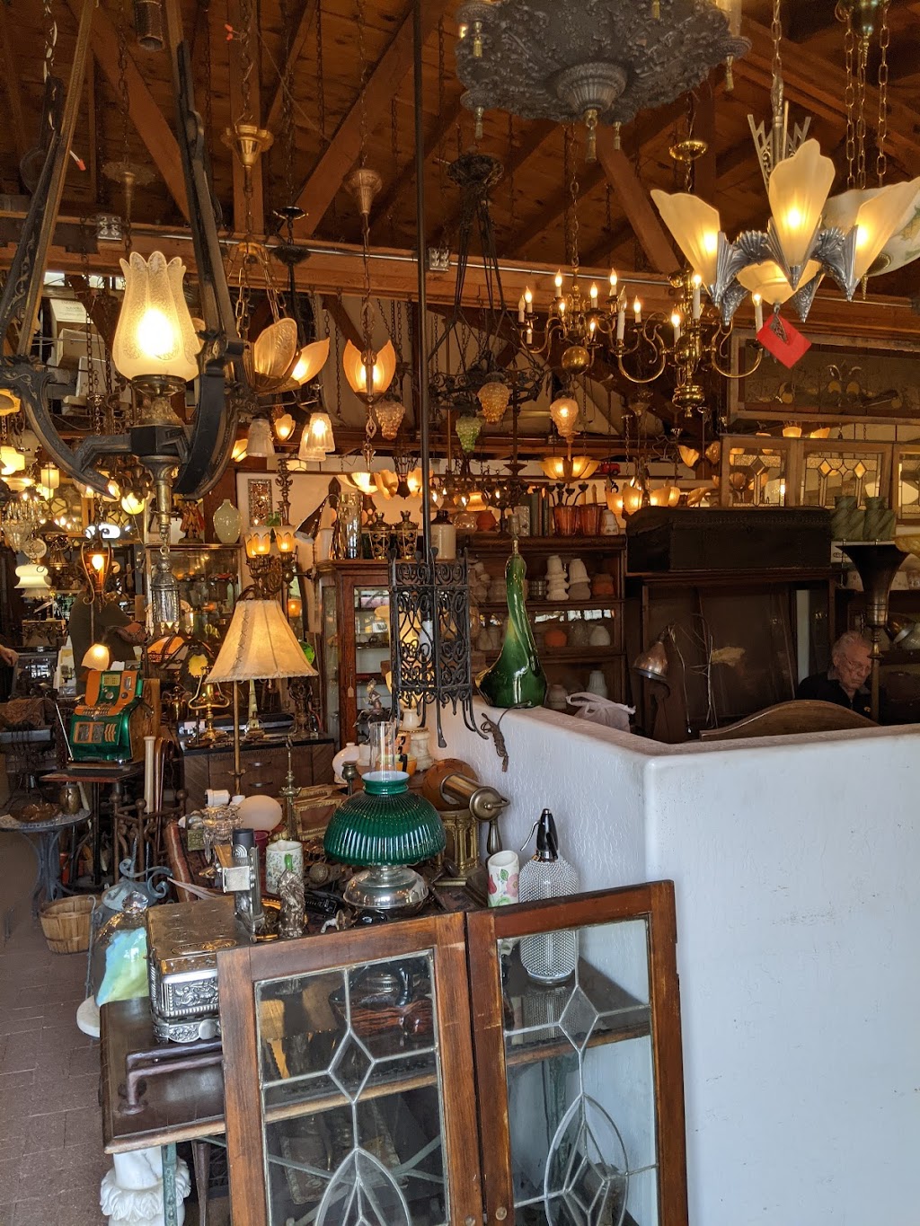 Stuff Antiques | 4206 N Central Ave, Phoenix, AZ 85012, USA | Phone: (602) 266-1967