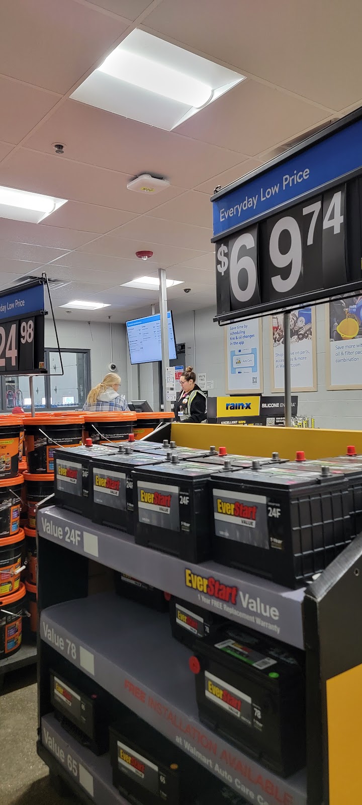 Walmart Auto Care Center | 1618 W McClain Ave, Scottsburg, IN 47170, USA | Phone: (812) 752-7786