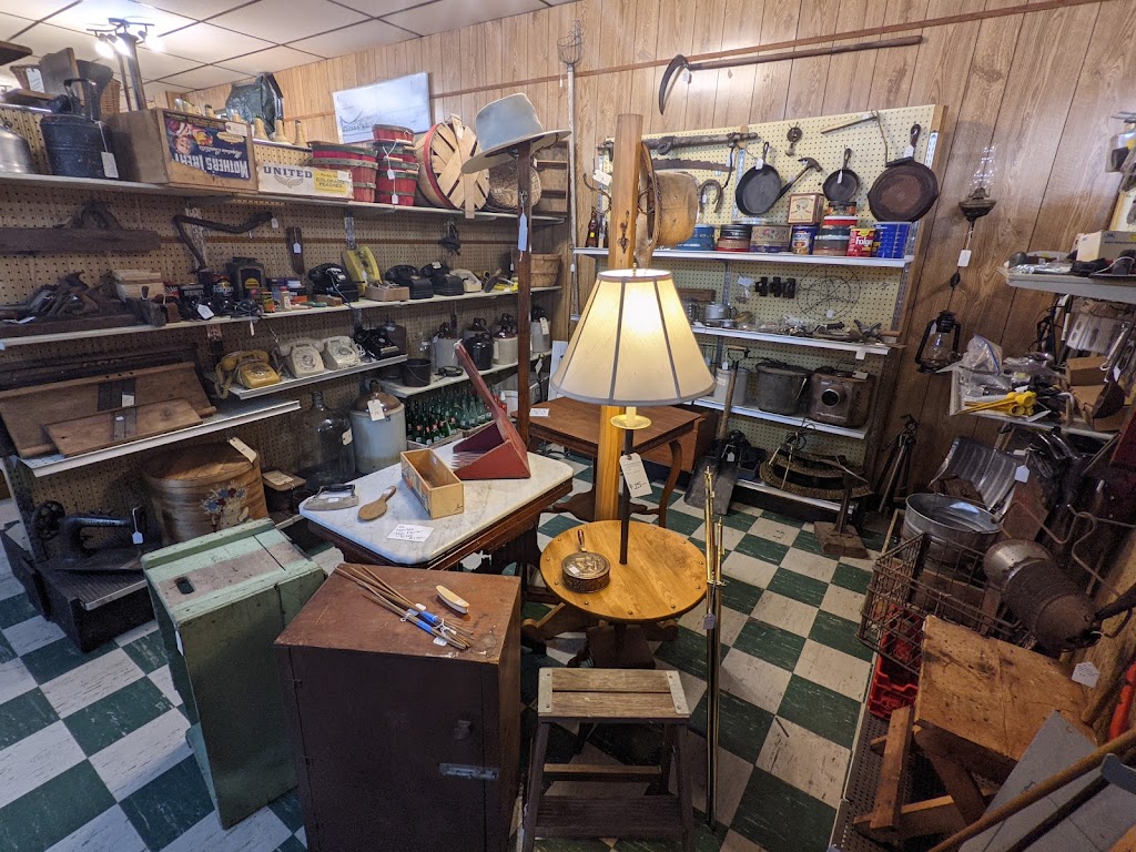 Junk & Disorderly Antiques | 408 S Main St, Blanchardville, WI 53516, USA | Phone: (608) 523-2433