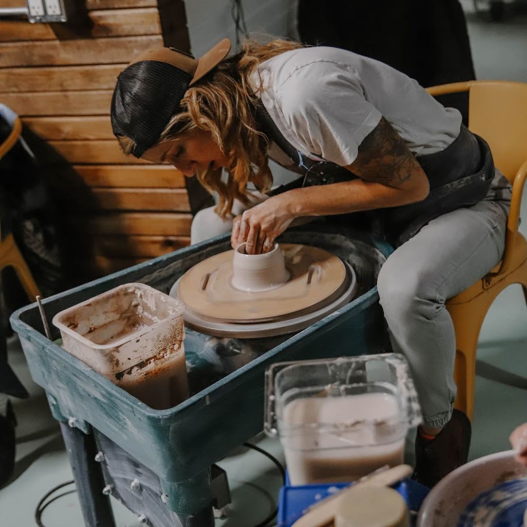 Sketch Clay + Pottery | 55 E Pike Creek Rd, Tecumseh, ON N8N 3S1, Canada | Phone: (519) 790-8017