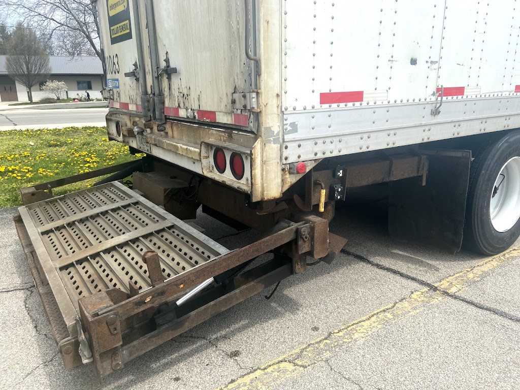 DOUBLE K SEMI REPAIR & BREAKDOWN | 21211 Cumberland Rd, Noblesville, IN 46062, USA | Phone: (765) 635-8961