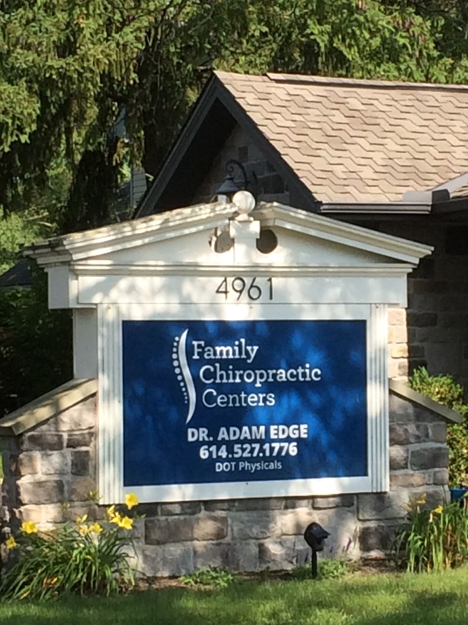 Family Chiropractic Centers | 4961 Cemetery Rd, Hilliard, OH 43026, USA | Phone: (614) 527-1776