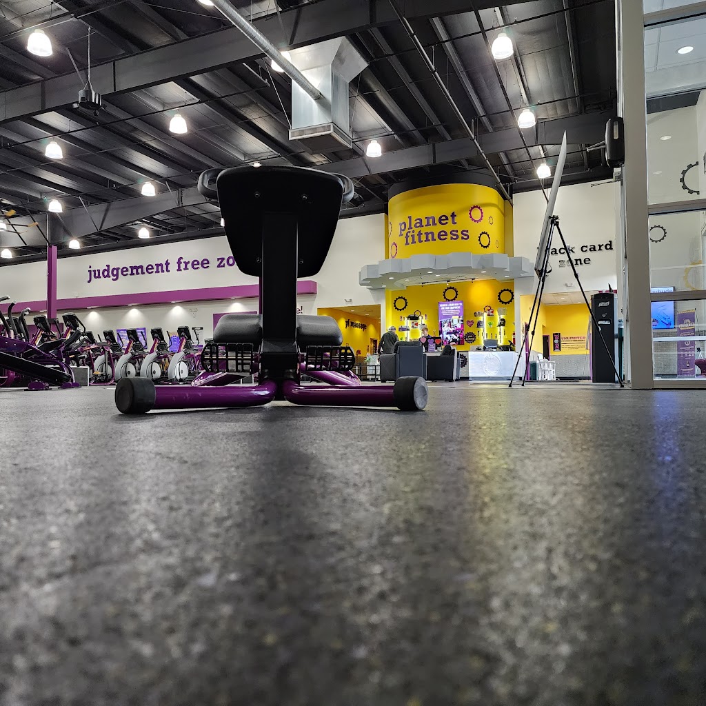 Planet Fitness | 2350 N Maize Rd, Wichita, KS 67205, USA | Phone: (316) 440-5520