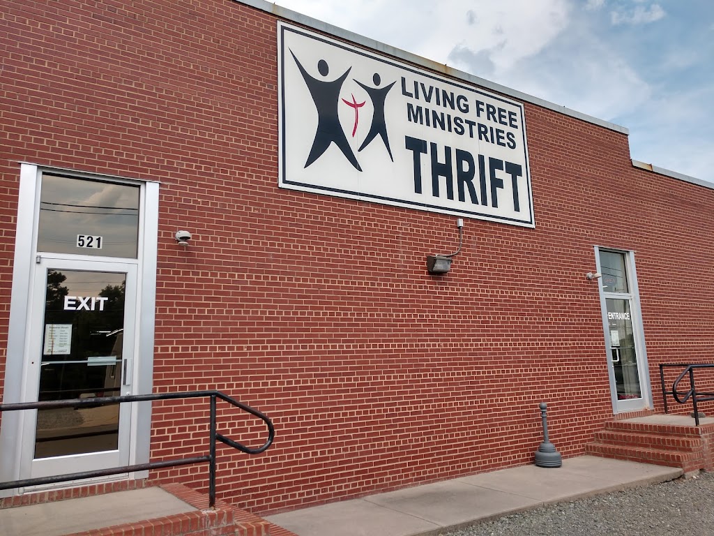 Living Free Superstore | 1003 W Main St, Haw River, NC 27258, USA | Phone: (336) 376-5066