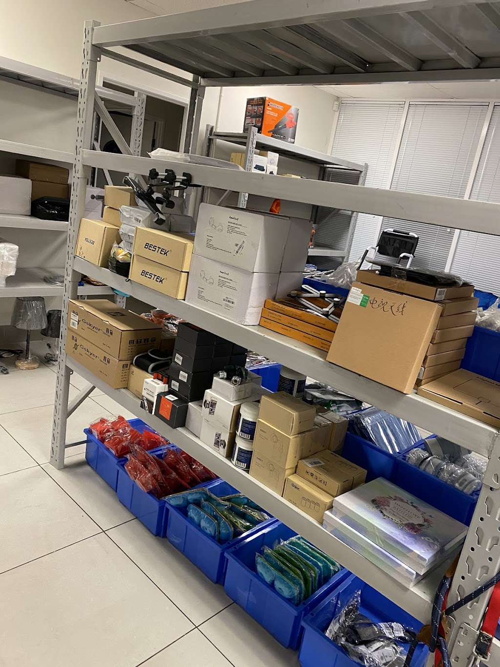 JOJO Warehouse | 116 S Brent Cir, City of Industry, CA 91789, USA | Phone: (626) 615-1432