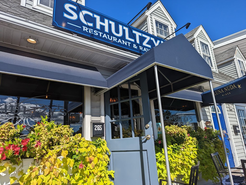 Schultzys Restaurant | 265 Bayville Ave, Bayville, NY 11709, USA | Phone: (516) 588-6240