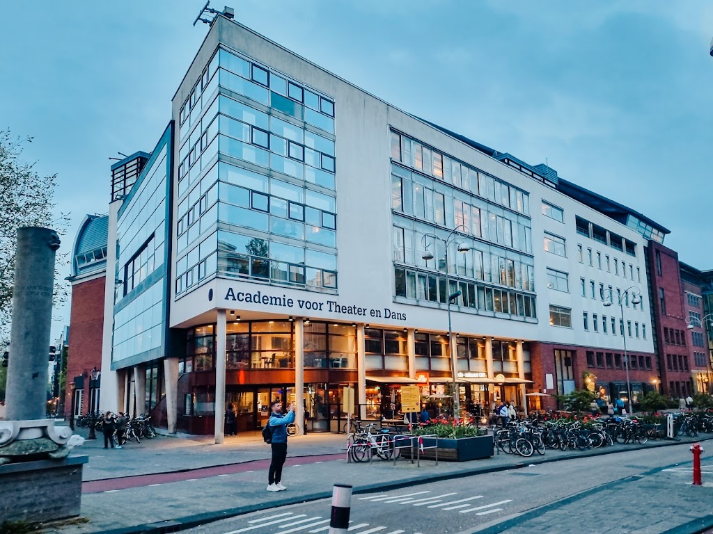Amsterdam University of the Arts | Jodenbreestraat 3, 1011 NG Amsterdam, Netherlands | Phone: 020 527 7710