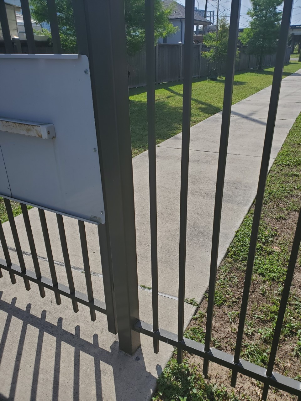 Ebe Fence Co Inc | 4250 Michoud Blvd, New Orleans, LA 70129, USA | Phone: (504) 822-1678