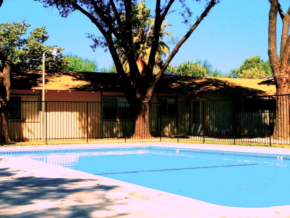 Evergreen Apartments | 1455 N Cedar Ave, Fresno, CA 93703, USA | Phone: (559) 441-0444