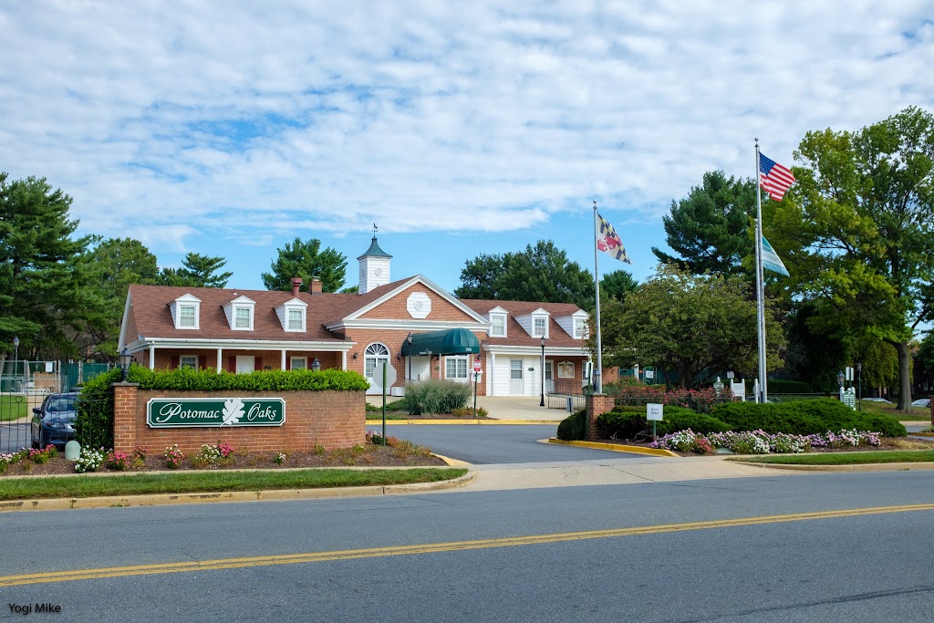 Potomac Oaks Condominium Management Office | 780 Quince Orchard Blvd, Gaithersburg, MD 20878, USA | Phone: (301) 987-9797