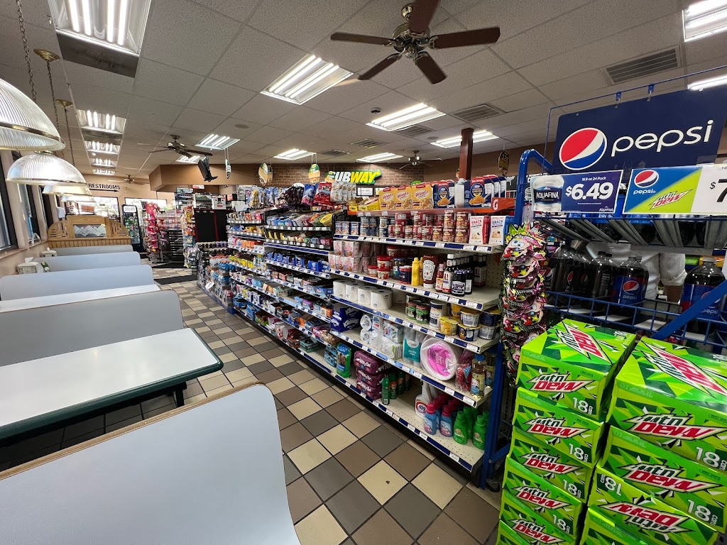 Marathon Gas Station | 7251 S Warren Rd, Warren, IN 46792, USA | Phone: (260) 375-4300