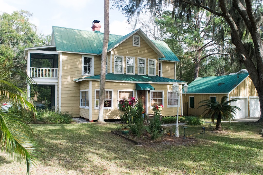 Dolan House B&B | 701 Museum Ct, Brooksville, FL 34601, USA | Phone: (352) 631-8822