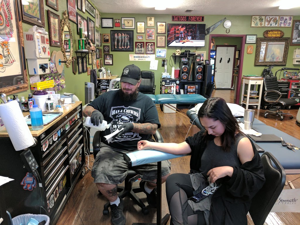 MOM’S TATTOOS | 1381 Main St, Dunedin, FL 34698, USA | Phone: (727) 736-5350