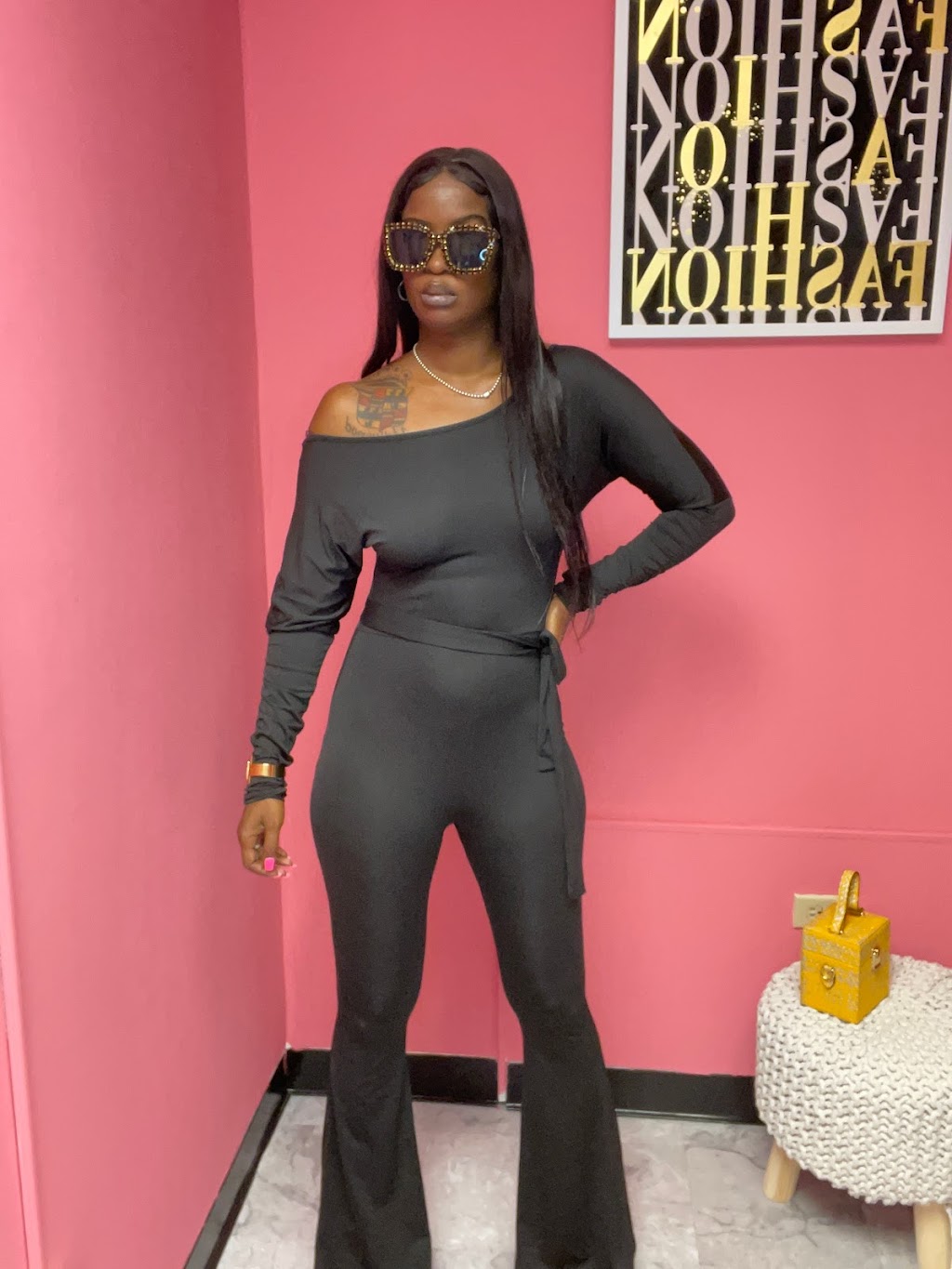 Shante Nicoles Boutique | 18525 Torrence Ave Suite D2, Lansing, IL 60438, USA | Phone: (515) 445-7691