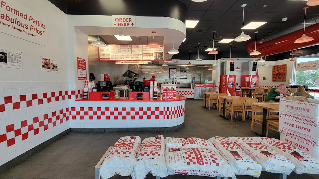 Five Guys | 1201 W University Ave Suite 110, Georgetown, TX 78628, USA | Phone: (512) 591-0671