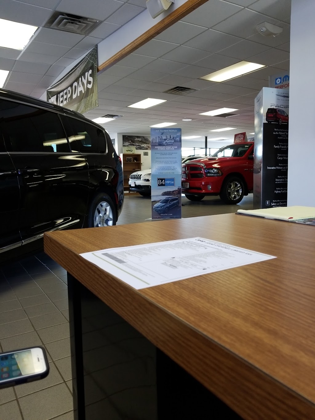 5 Corners Dodge Chrysler Jeep & Ram Truck | 1292 Washington Ave, Cedarburg, WI 53012 | Phone: (262) 375-3900