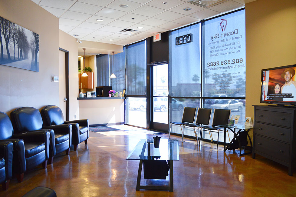 Desert Sky Family Dental | 7620 W Thomas Rd #102, Phoenix, AZ 85033, USA | Phone: (602) 833-1560