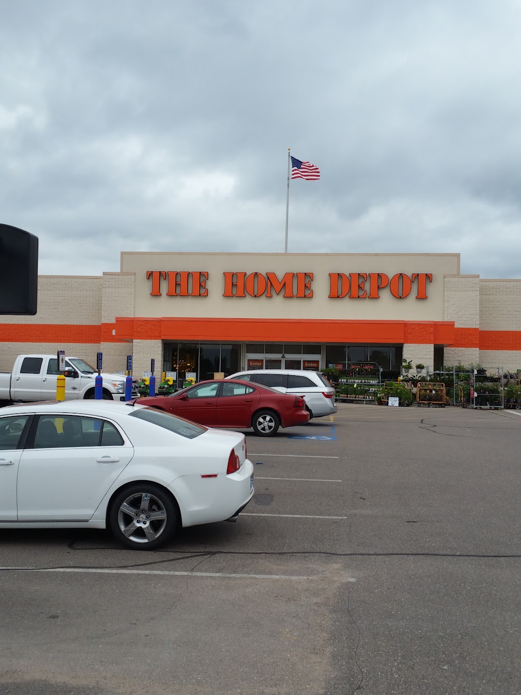 The Home Depot | Parking lot, 1943 W Broadway Ave, Forest Lake, MN 55025 | Phone: (651) 464-5277