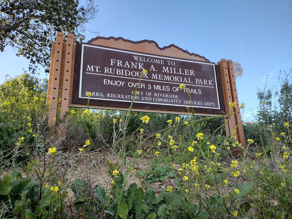 Mount Rubidoux Park | 4706 Mount Rubidoux Dr, Riverside, CA 92501, USA | Phone: (951) 826-2000