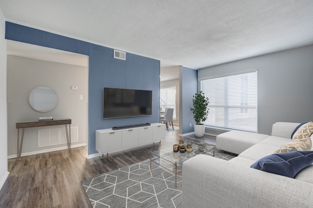 Crossings @ 501 | 4230 Garrett Rd, Durham, NC 27707, USA | Phone: (919) 489-2302