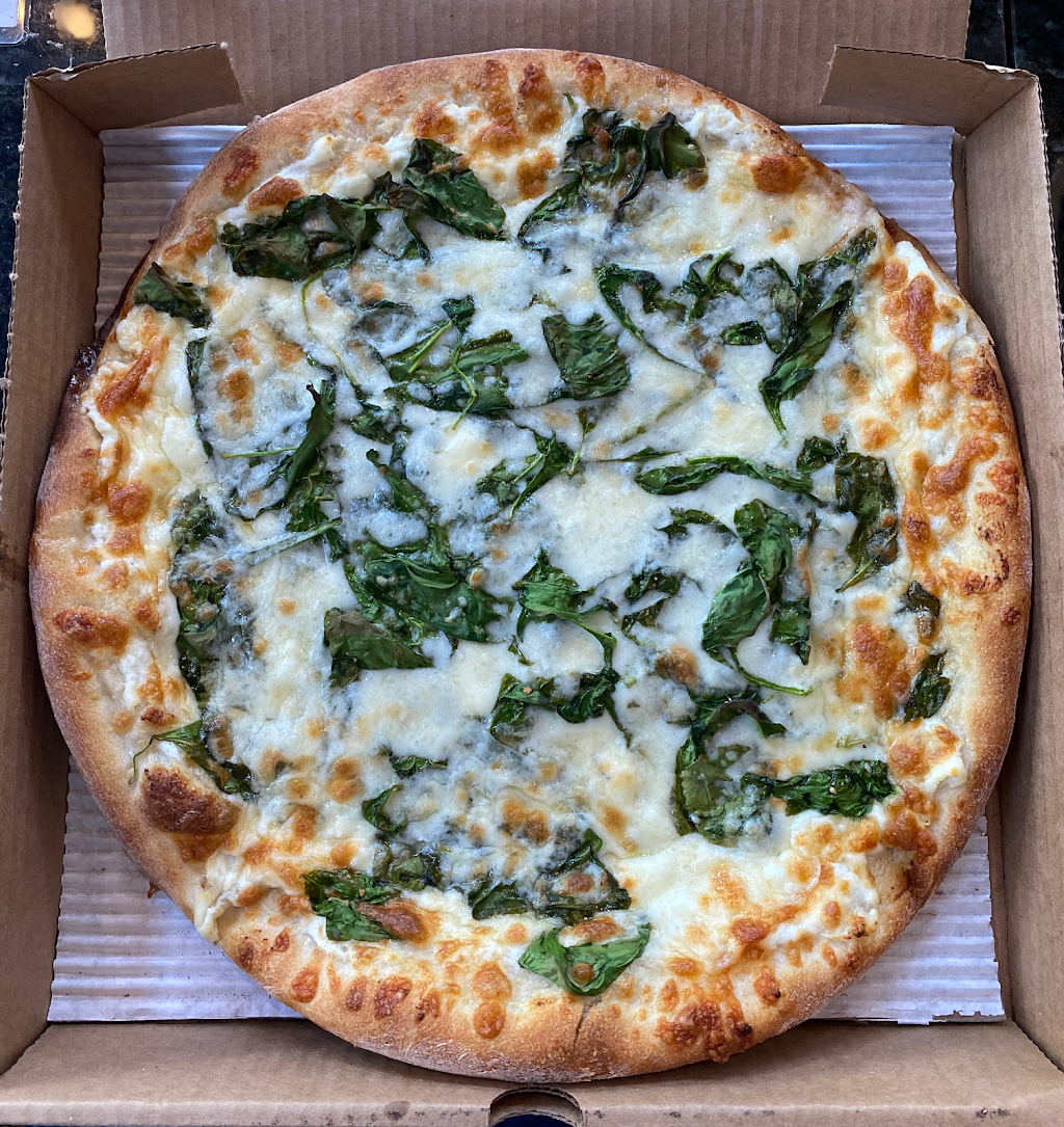 Romeos New York Pizza | 9700 Medlock Bridge Rd, Johns Creek, GA 30097, USA | Phone: (678) 514-1111