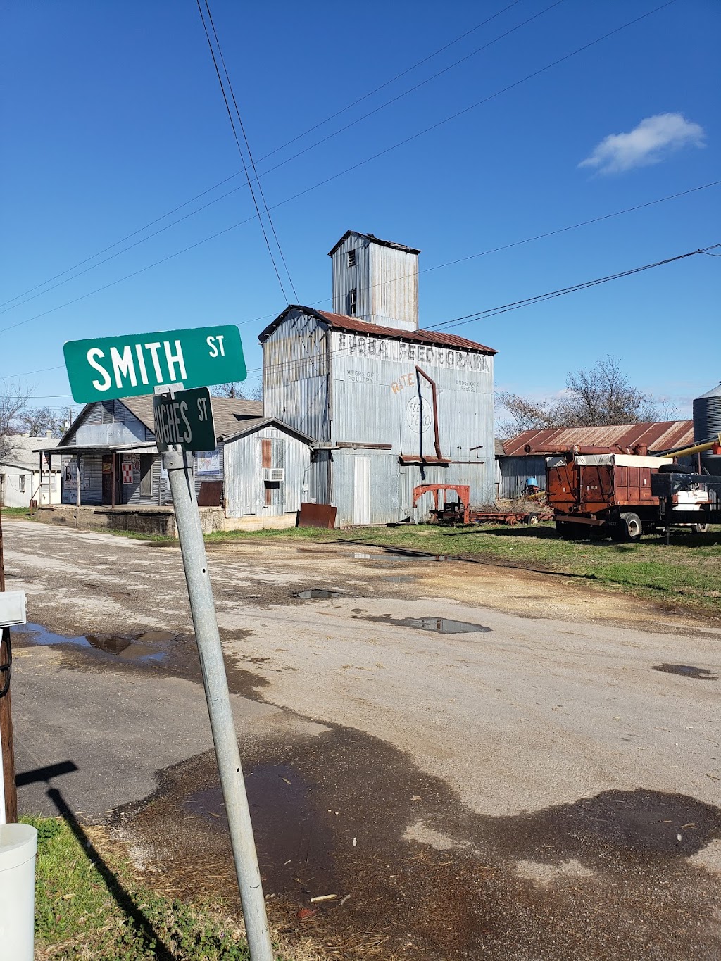 Mustang Creek Feed, Seed & Supply | 104 S Hughes St, Rio Vista, TX 76093, USA | Phone: (817) 373-3484