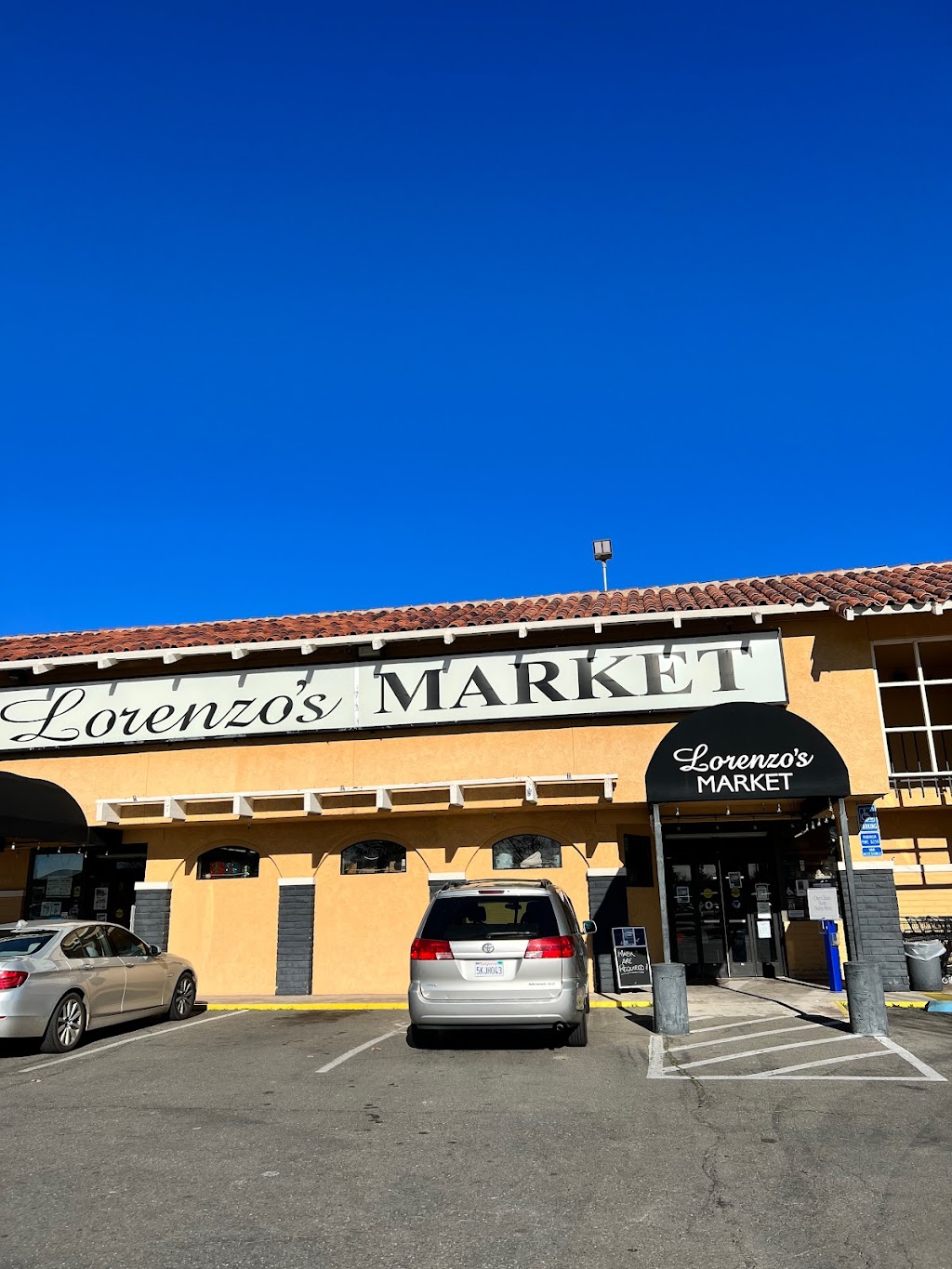 Lorenzo Market | 121 E Grant Ave, Winters, CA 95694, USA | Phone: (530) 795-3214